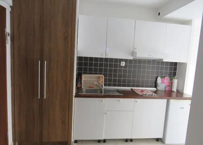 Holidays 5 Apartman *